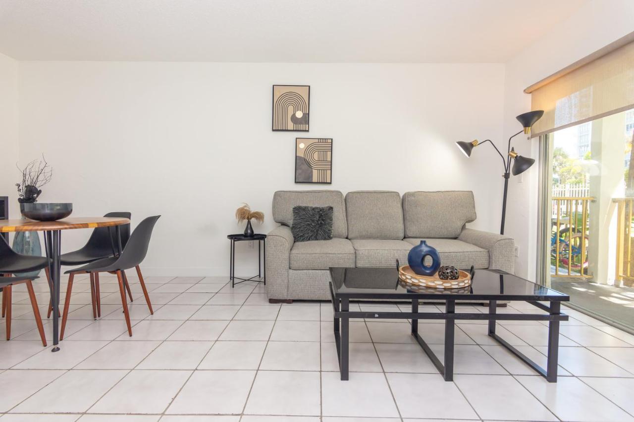 Appartamento One Bedroom - With Parking & Balcony - Heart Of Wynwood *